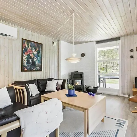 1414-aakirkeby-poserekrogen-34 Semesterbostad *