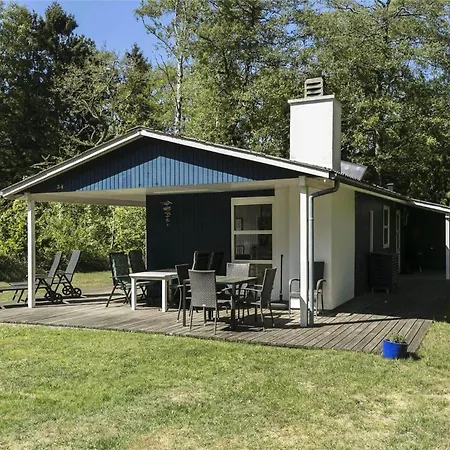 1414-aakirkeby-poserekrogen-34 * Vester Somarken